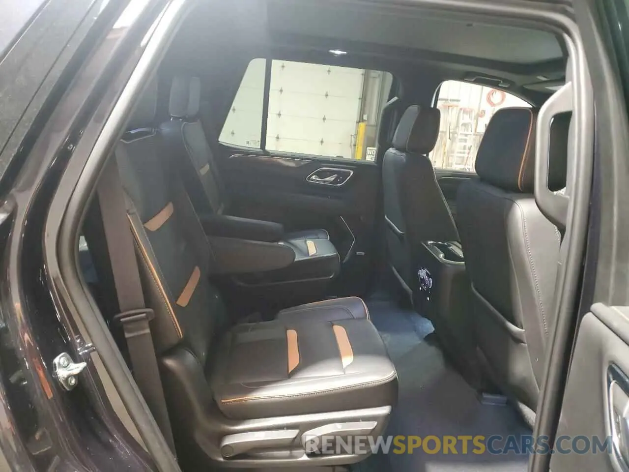 11 Photograph of a damaged car 1GKS2CKD9PR112164 GMC YUKON 2023