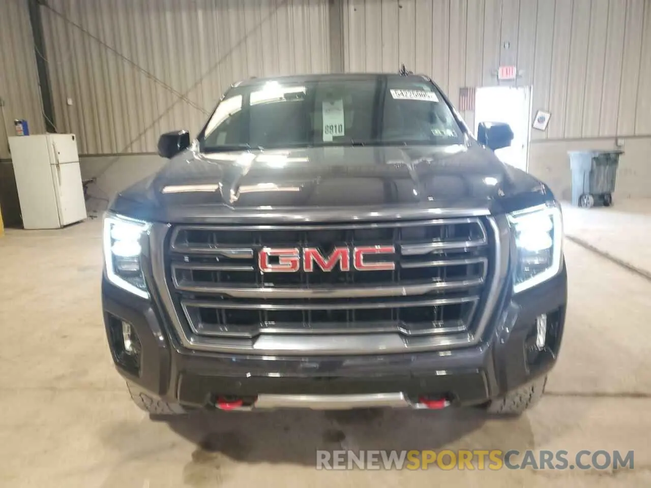 5 Photograph of a damaged car 1GKS2CKD9PR112164 GMC YUKON 2023