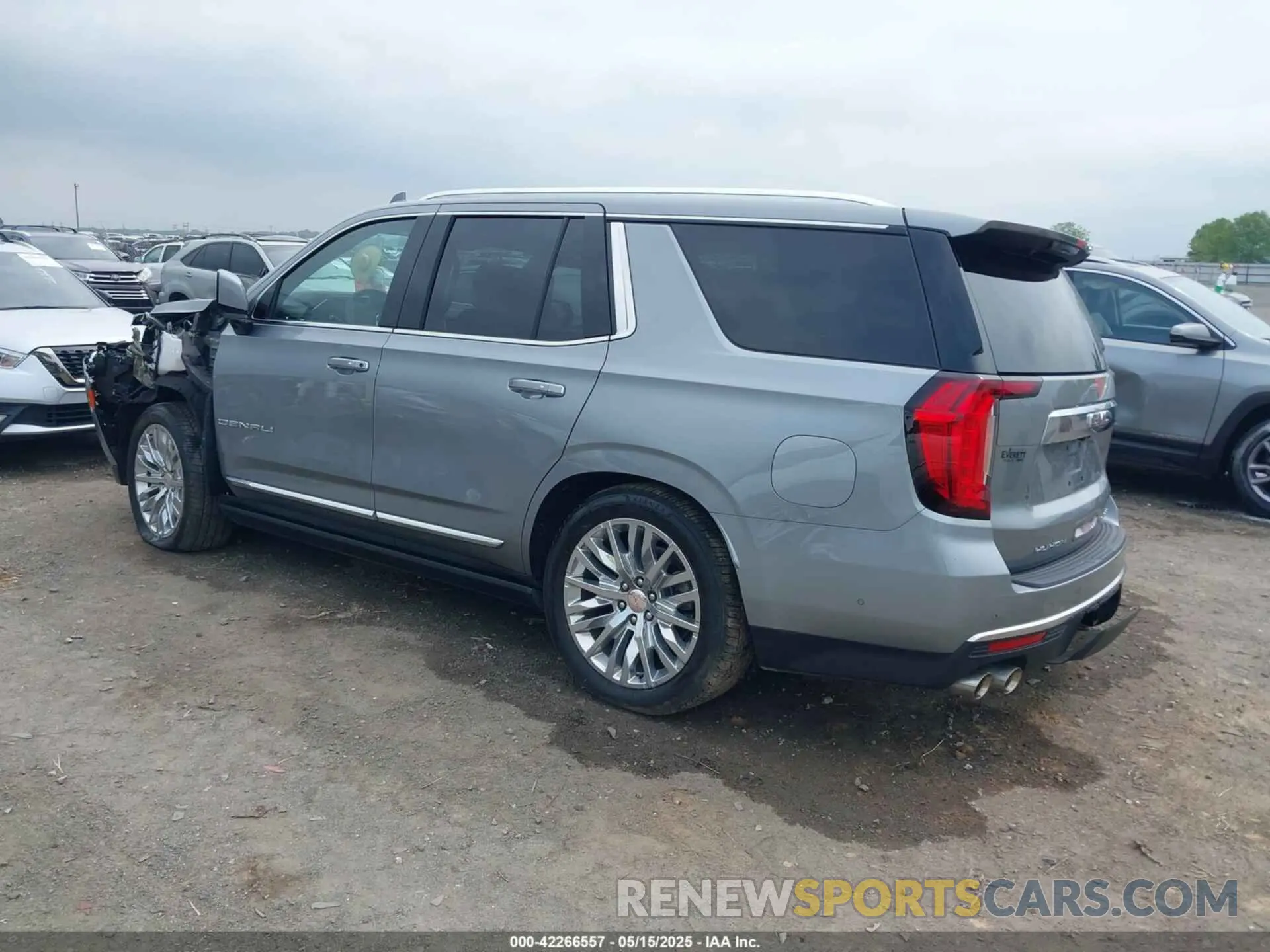 3 Photograph of a damaged car 1GKS2DKL2PR516372 GMC YUKON 2023