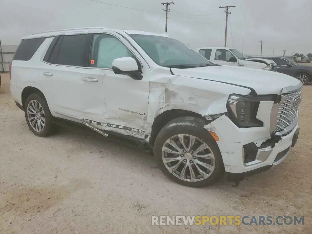 4 Photograph of a damaged car 1GKS2DKL3PR500942 GMC YUKON 2023
