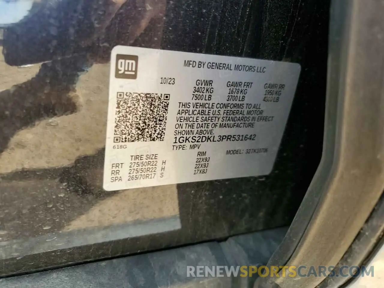13 Photograph of a damaged car 1GKS2DKL3PR531642 GMC YUKON 2023