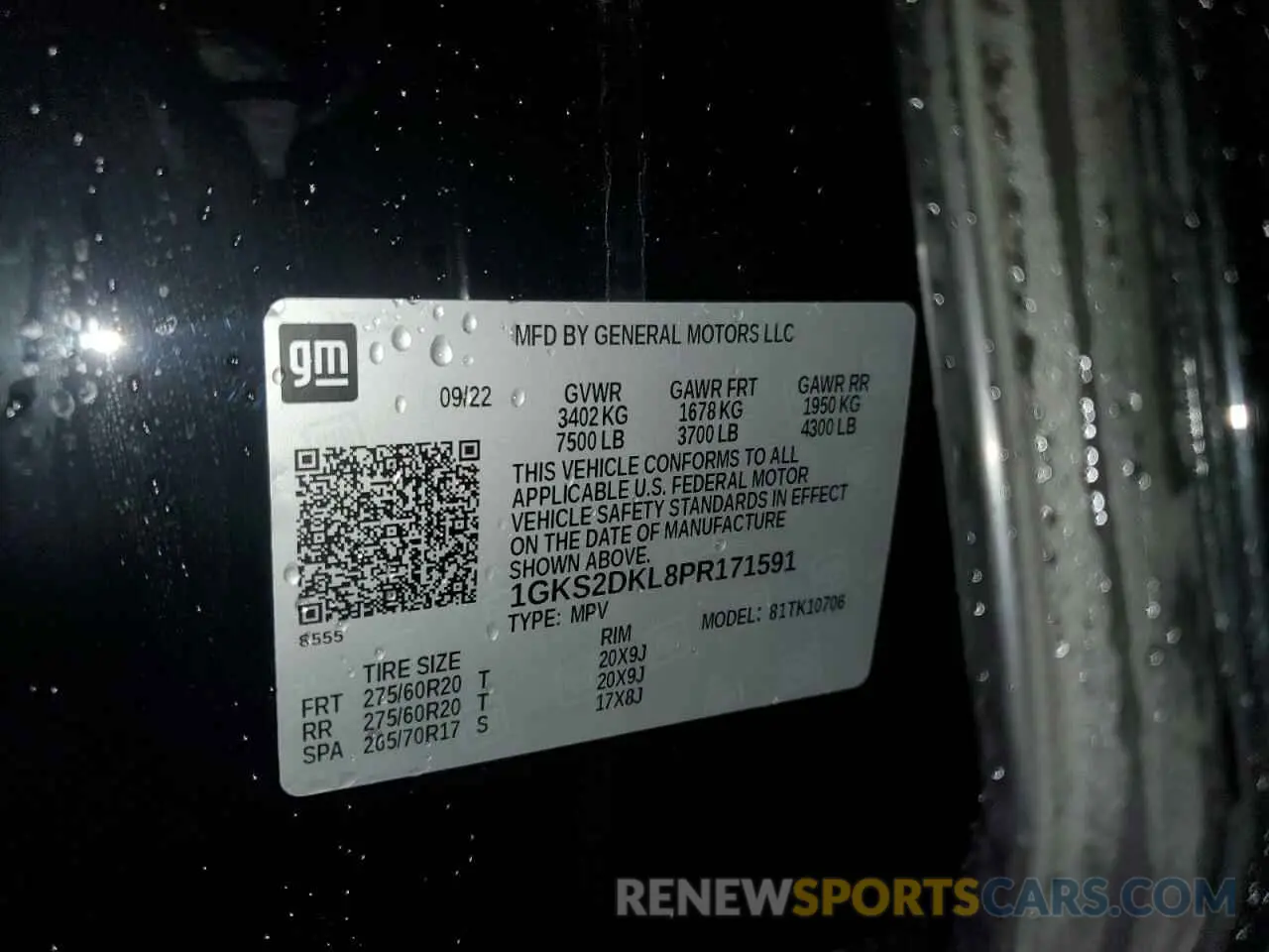 13 Photograph of a damaged car 1GKS2DKL8PR171591 GMC YUKON 2023