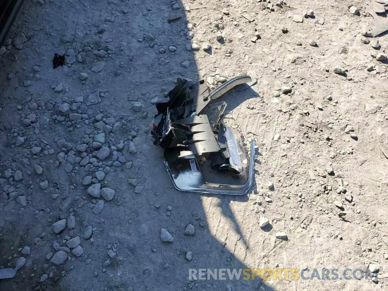 13 Photograph of a damaged car 1GKS2EKL1PR120178 GMC YUKON 2023