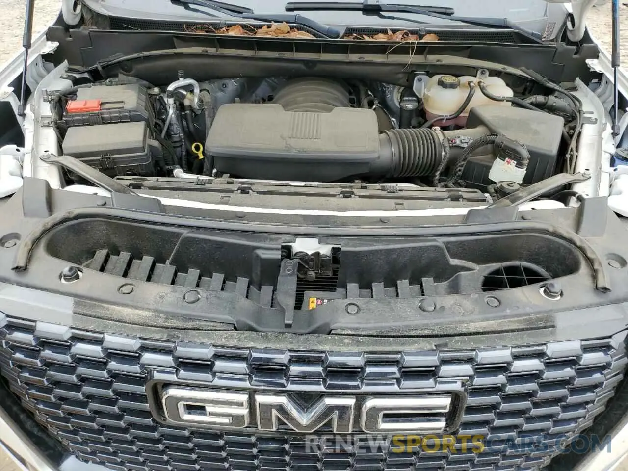 12 Photograph of a damaged car 1GKS2EKL5PR240503 GMC YUKON 2023