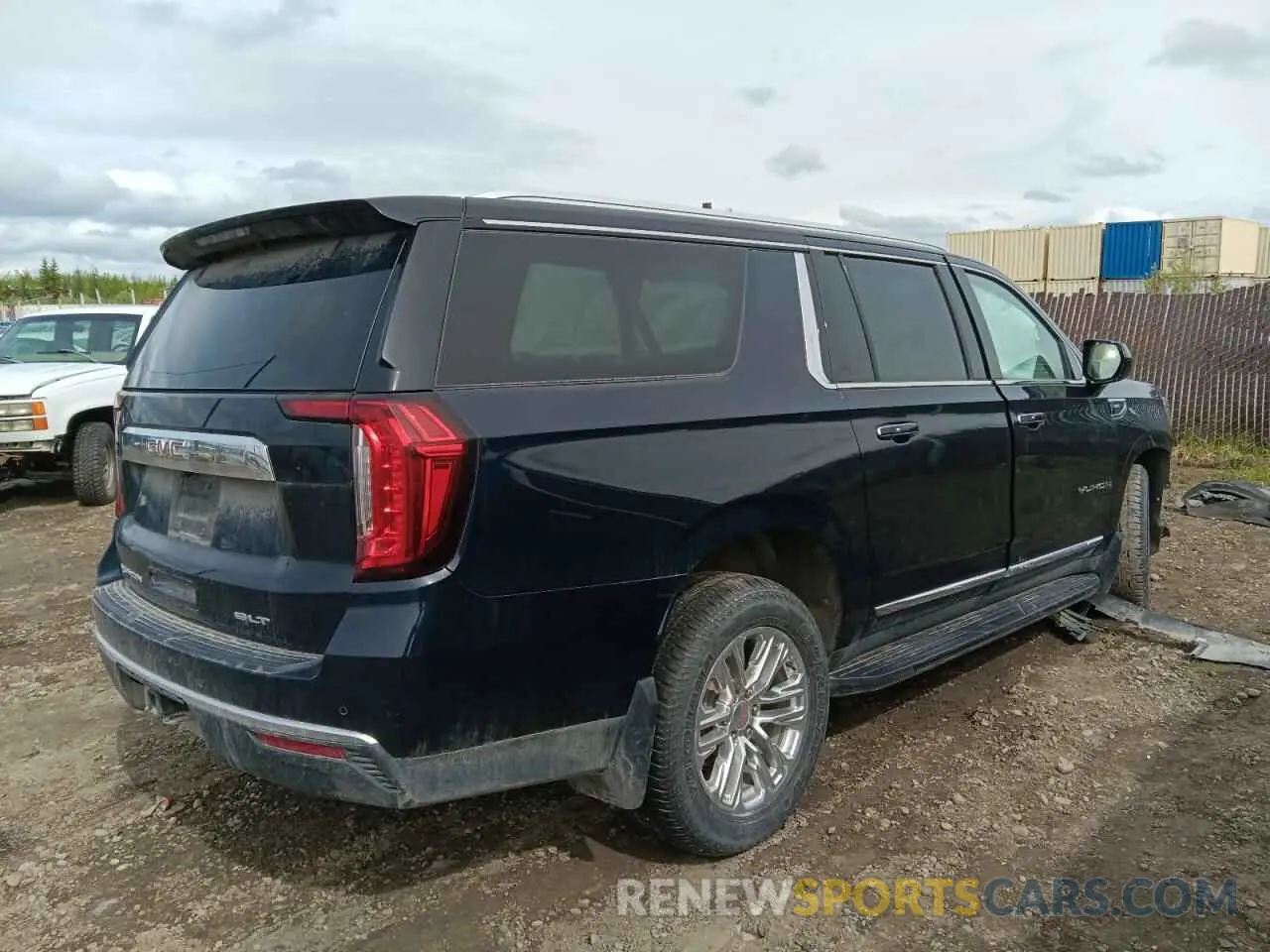 3 Photograph of a damaged car 1GKS2GKD2PR157079 GMC YUKON 2023