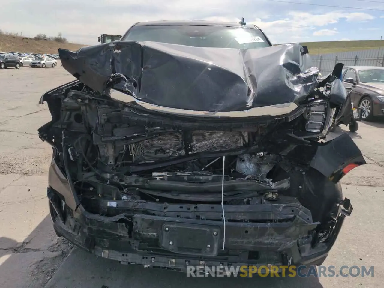 5 Photograph of a damaged car 1GKS2GKD3PR282110 GMC YUKON 2023
