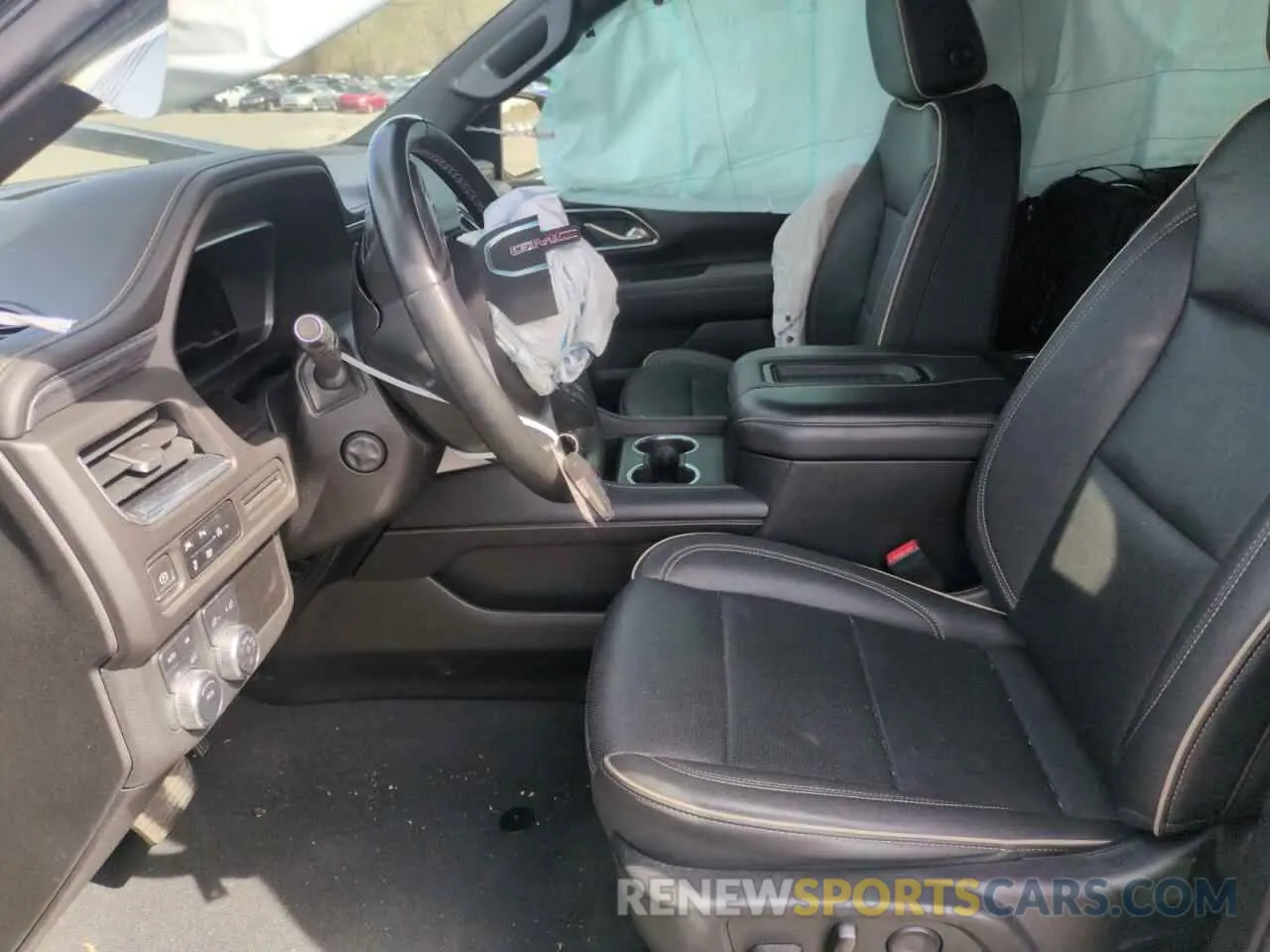 7 Photograph of a damaged car 1GKS2GKD3PR282110 GMC YUKON 2023