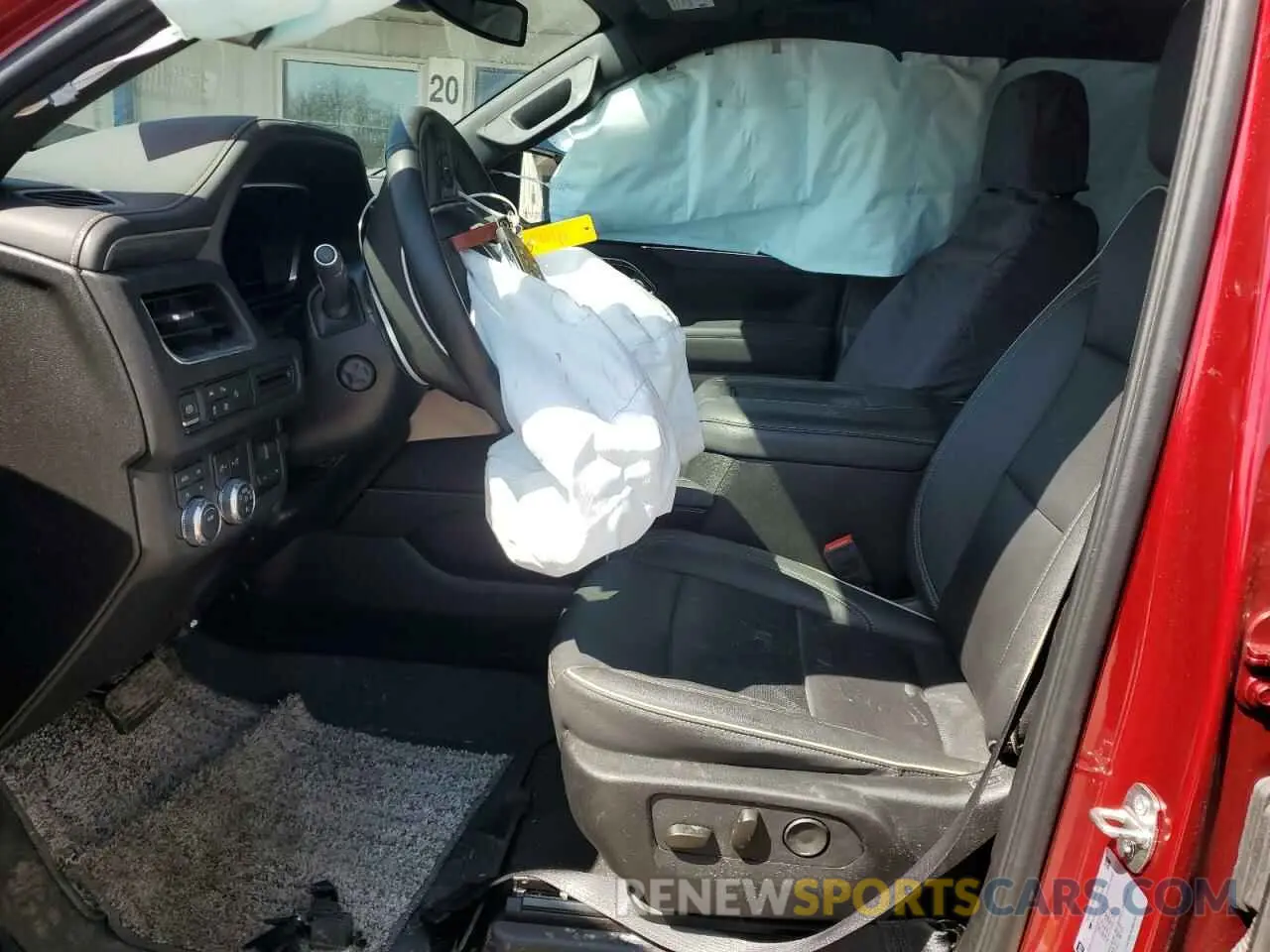 7 Photograph of a damaged car 1GKS2GKD7PR499188 GMC YUKON 2023