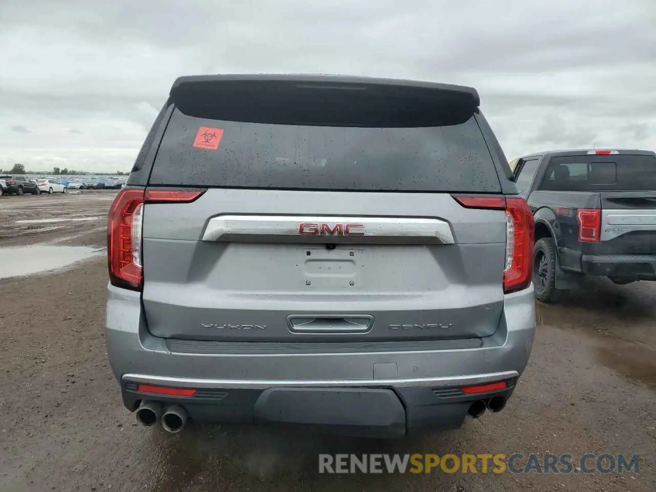 6 Photograph of a damaged car 1GKS2JKL3PR371535 GMC YUKON 2023