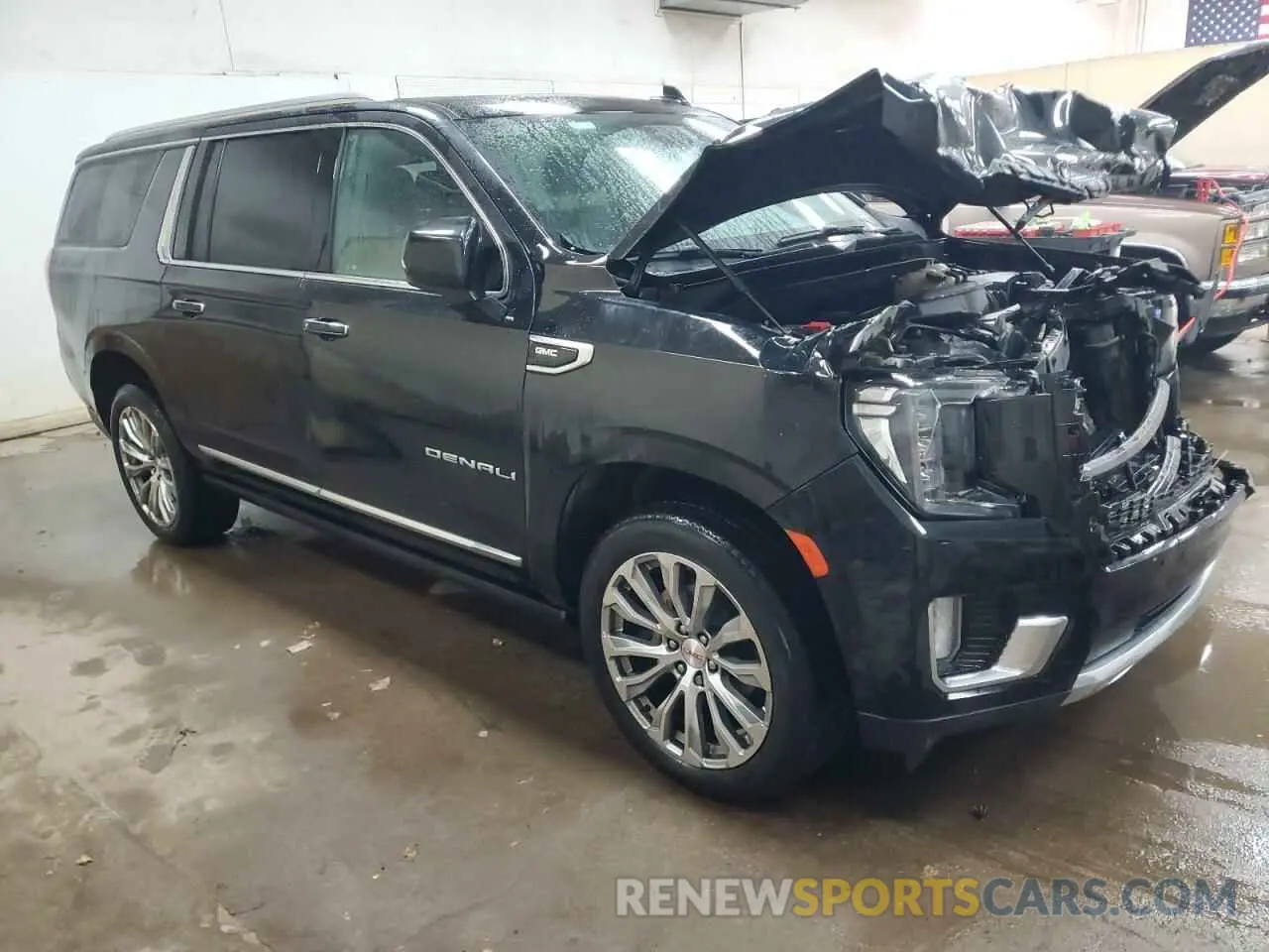 4 Photograph of a damaged car 1GKS2JKL7PR172682 GMC YUKON 2023
