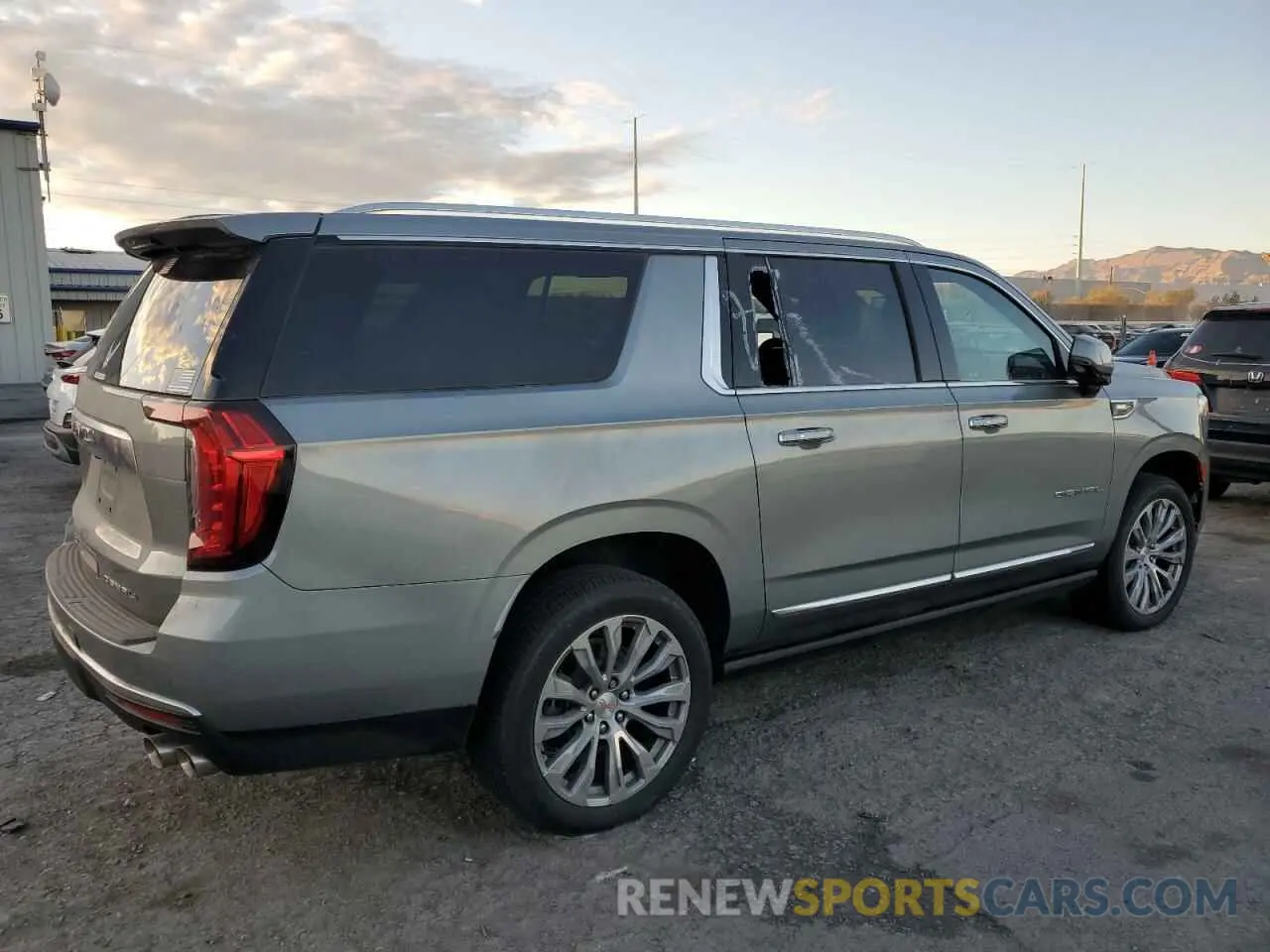 3 Photograph of a damaged car 1GKS2JKL8PR173615 GMC YUKON 2023
