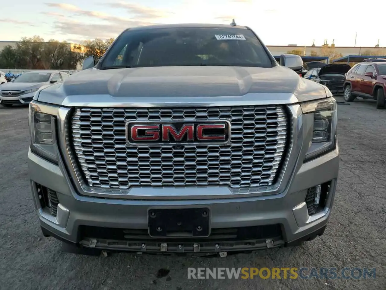 5 Photograph of a damaged car 1GKS2JKL8PR173615 GMC YUKON 2023