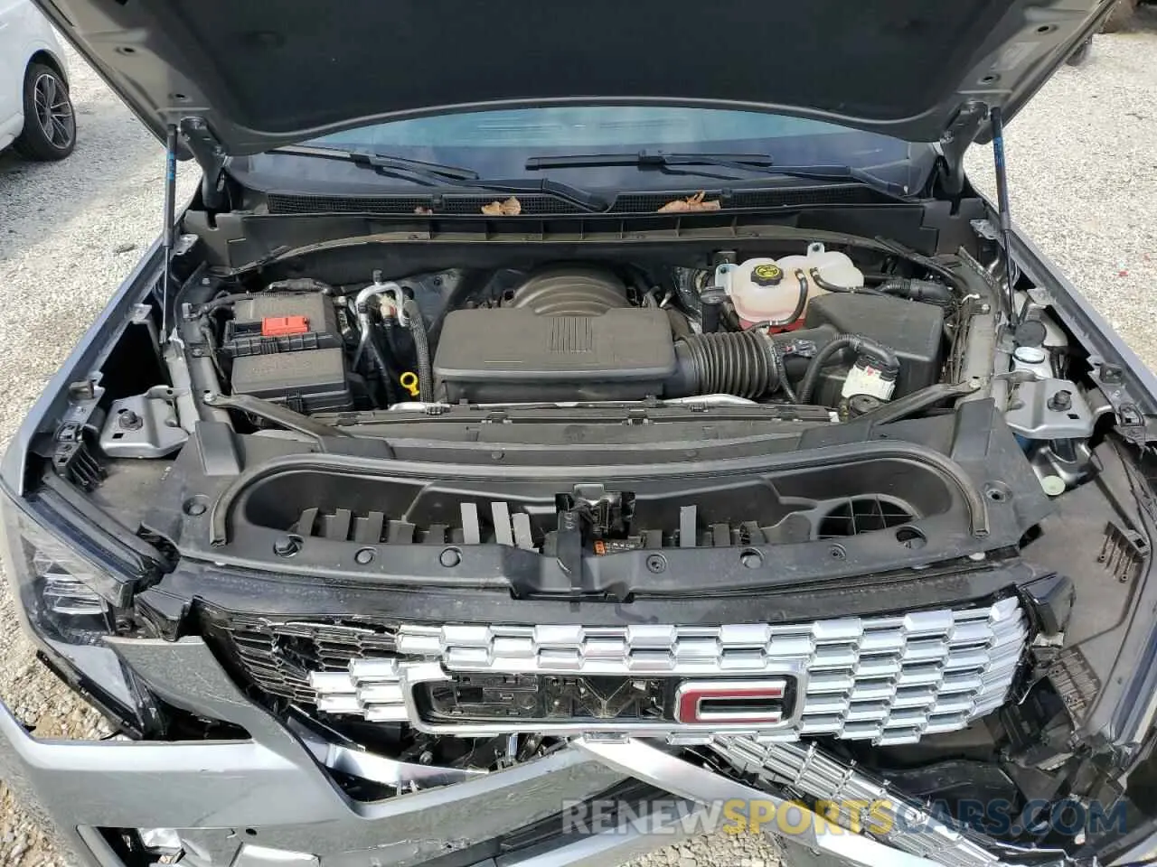 13 Photograph of a damaged car 1GKS2JKL8PR504497 GMC YUKON 2023