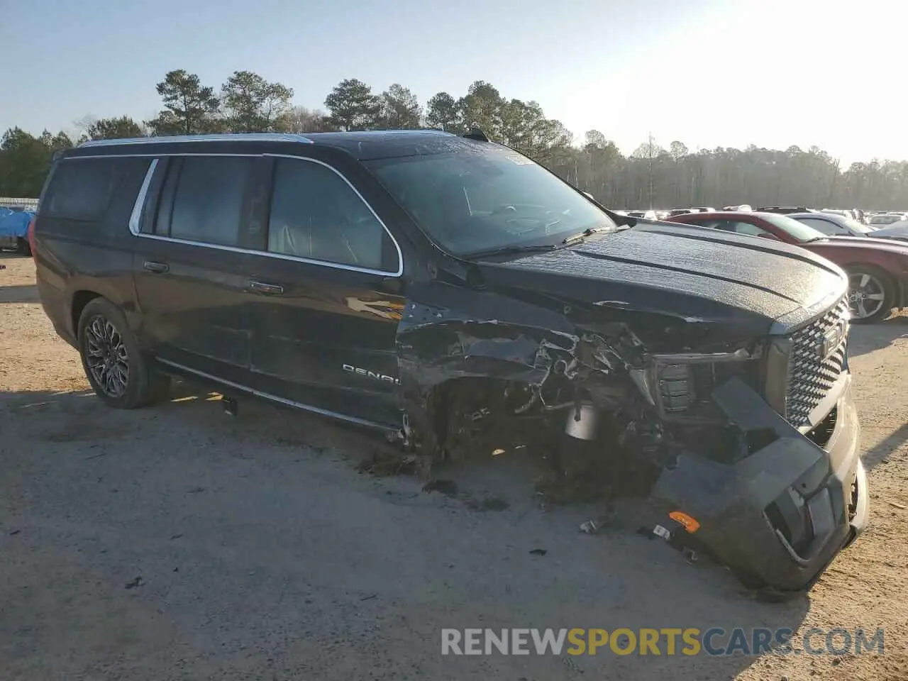 4 Photograph of a damaged car 1GKS2KKLXPR134840 GMC YUKON 2023