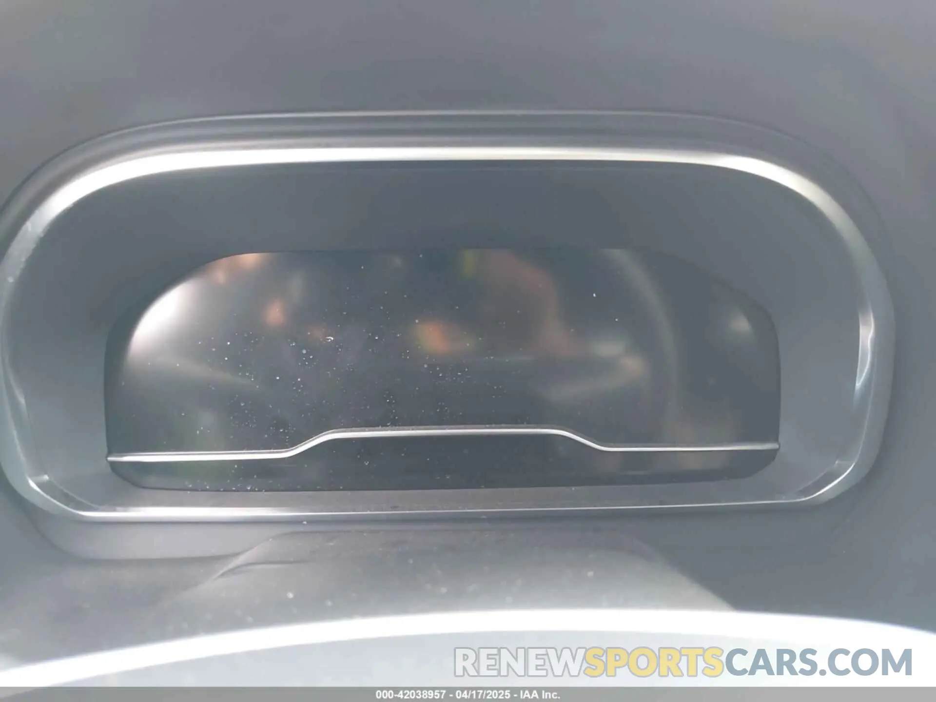 7 Photograph of a damaged car 1GKS1BKD4RR225875 GMC YUKON 2024
