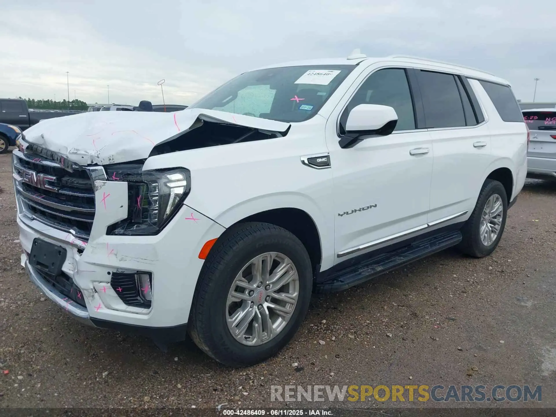 2 Photograph of a damaged car 1GKS1BKD9RR232689 GMC YUKON 2024