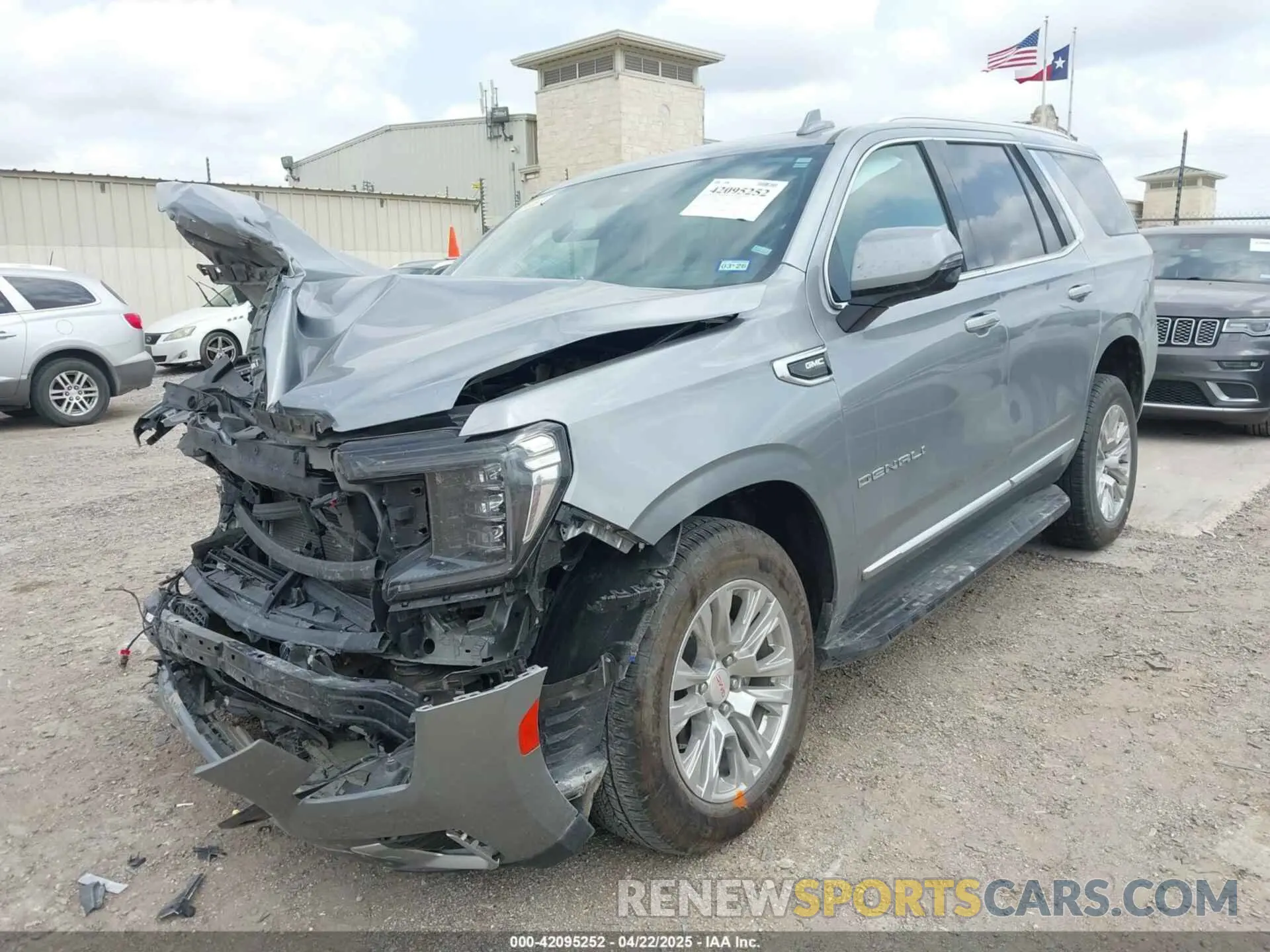 2 Photograph of a damaged car 1GKS1DKL4RR221344 GMC YUKON 2024