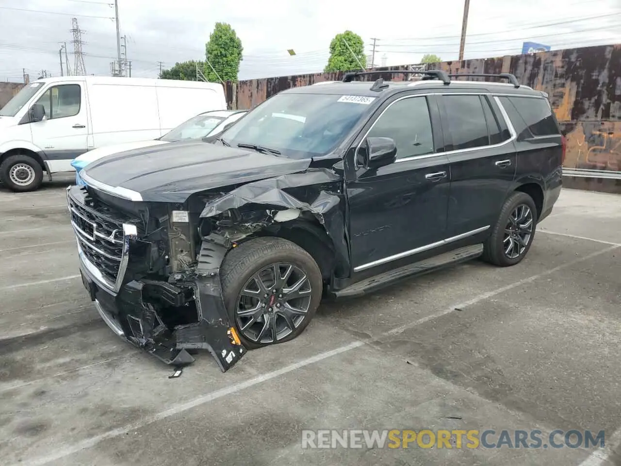 1 Photograph of a damaged car 1GKS2BKD3RR138059 GMC YUKON 2024