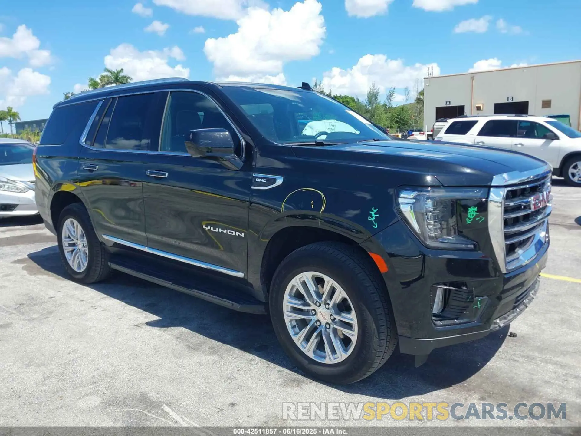 1 Photograph of a damaged car 1GKS2BKDXRR235260 GMC YUKON 2024