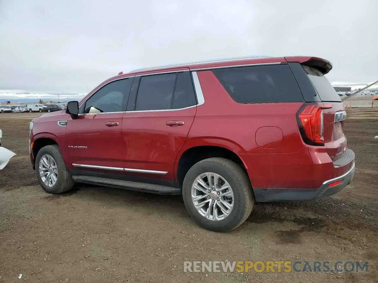 2 Photograph of a damaged car 1GKS2BKT4RR325124 GMC YUKON 2024