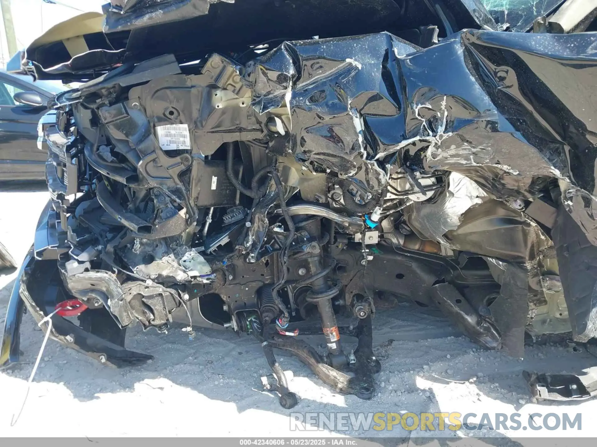 18 Photograph of a damaged car 1GKS2CKL4RR262774 GMC YUKON 2024
