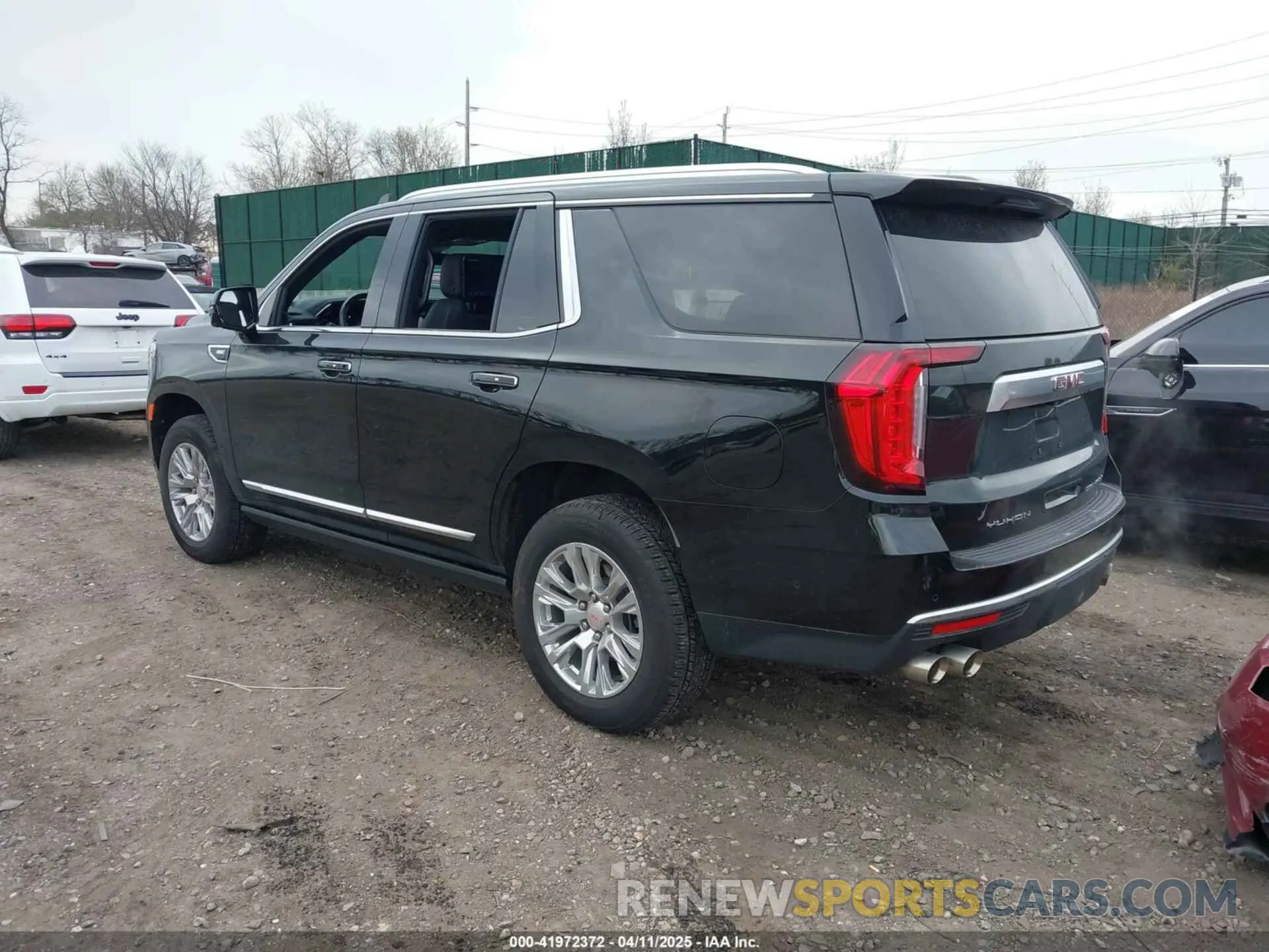 3 Photograph of a damaged car 1GKS2DKL0RR106494 GMC YUKON 2024