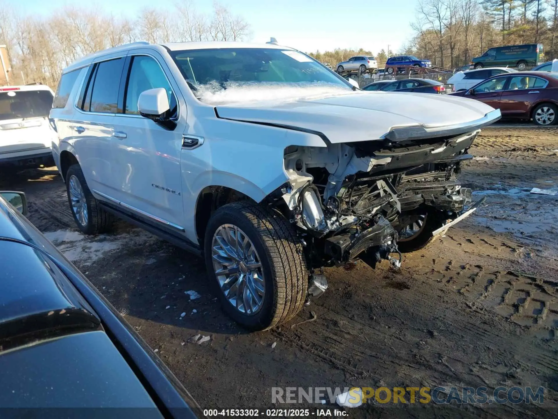 1 Photograph of a damaged car 1GKS2DKL2RR285492 GMC YUKON 2024