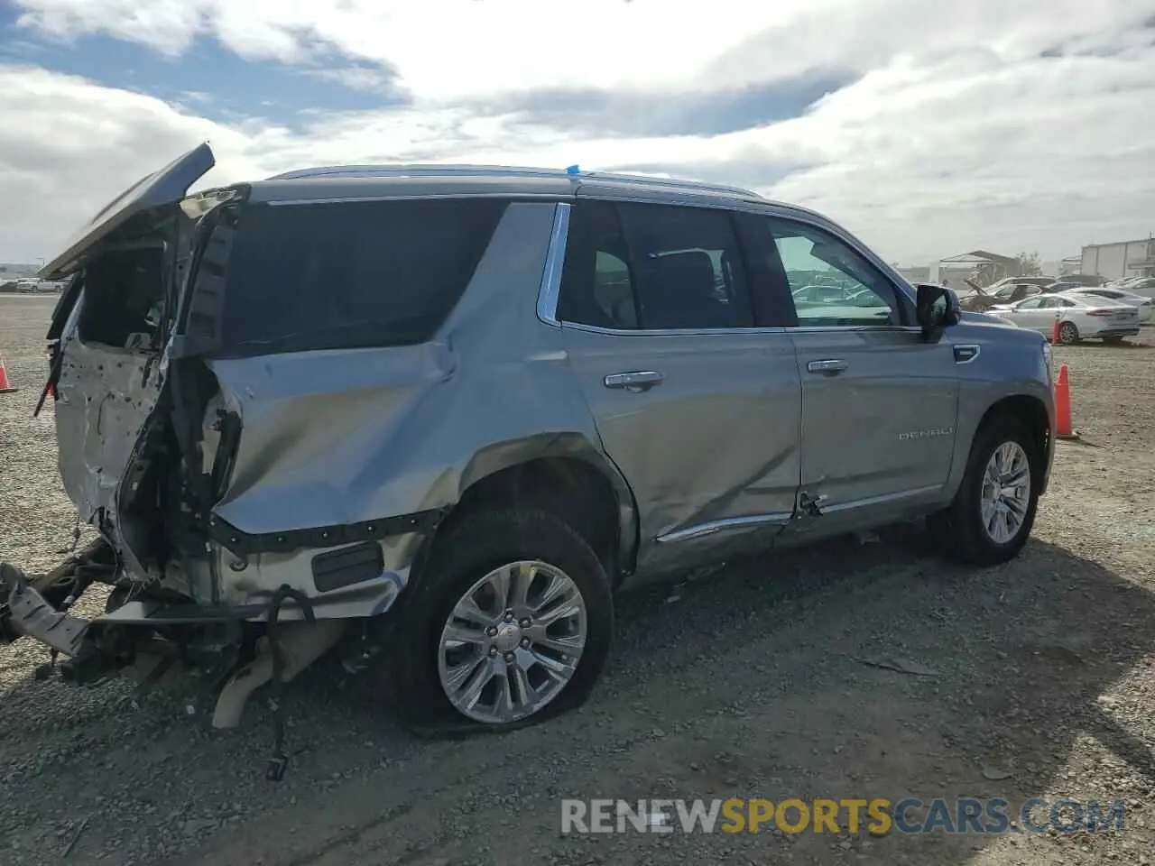 3 Photograph of a damaged car 1GKS2DKT3RR371488 GMC YUKON 2024