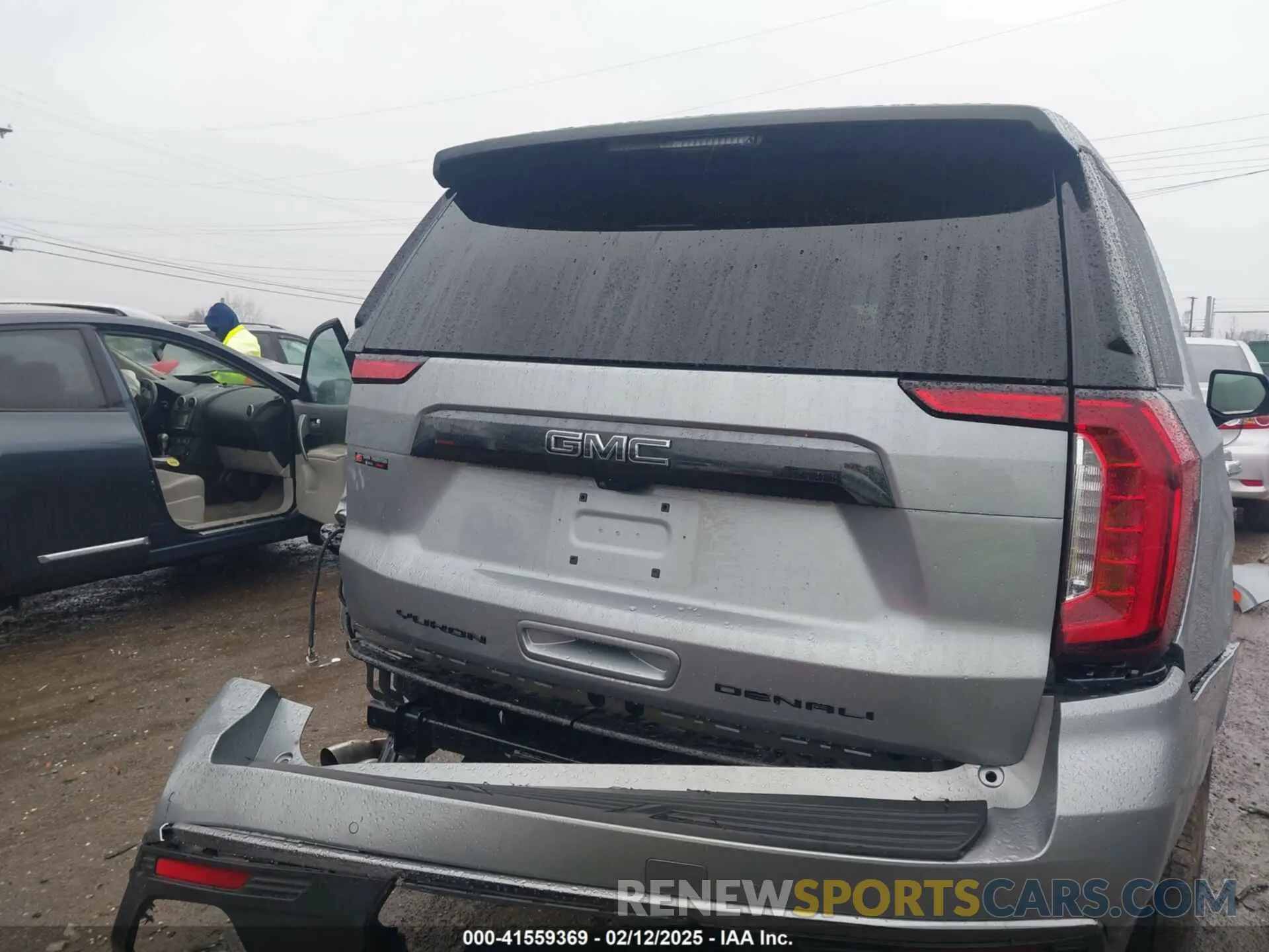 16 Photograph of a damaged car 1GKS2EKL2RR239053 GMC YUKON 2024