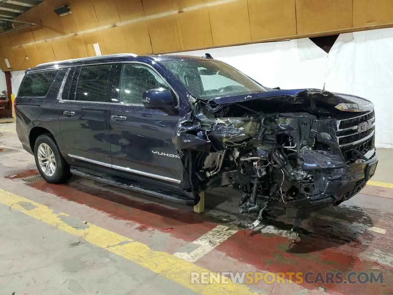 4 Photograph of a damaged car 1GKS2GKD7RR229235 GMC YUKON 2024