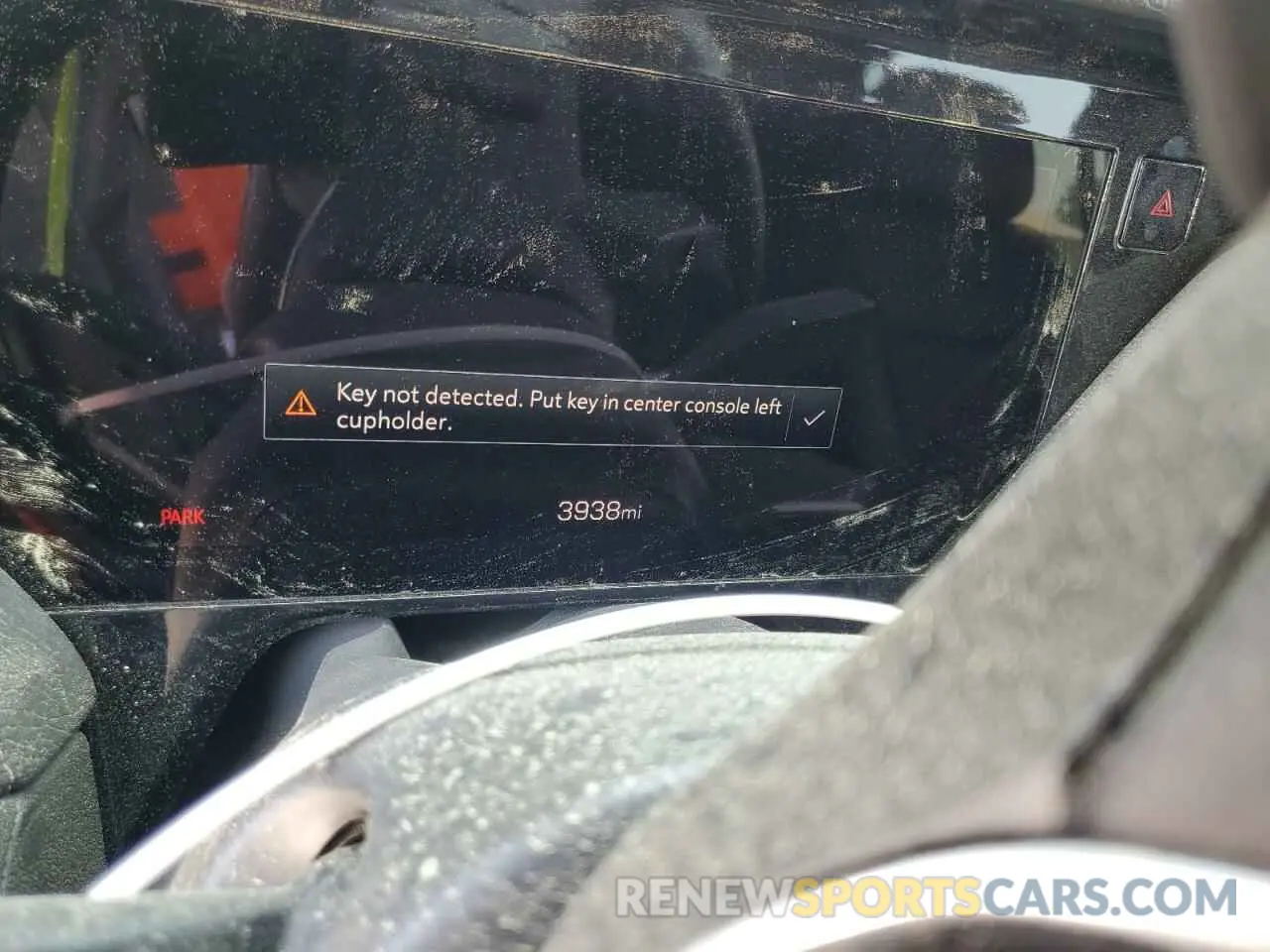 9 Photograph of a damaged car 1GKS1DRL2SR178702 GMC YUKON 2025