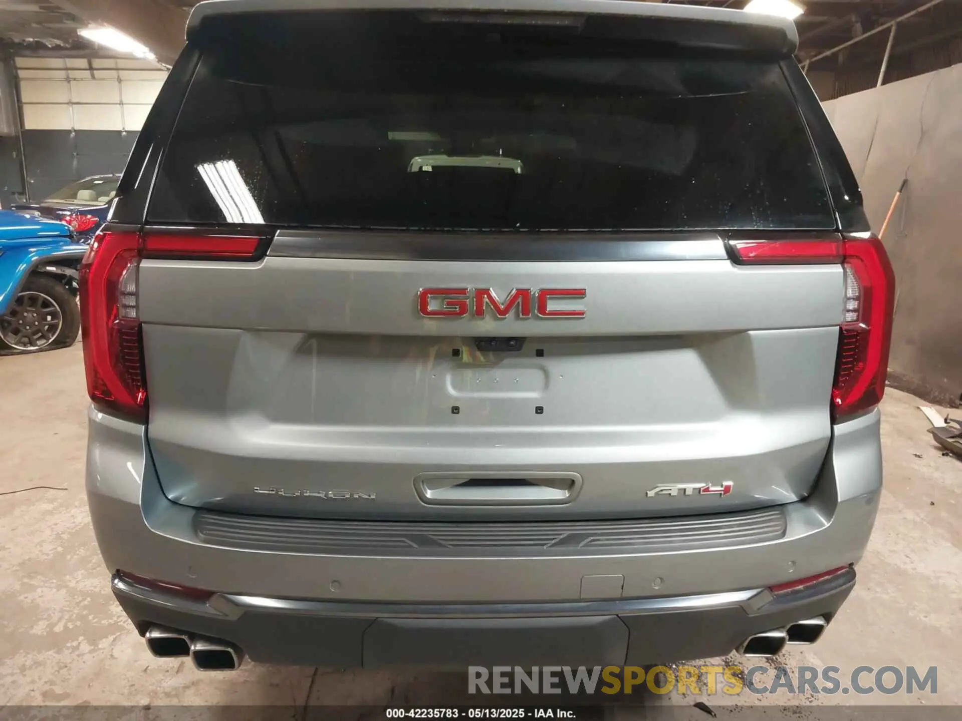 16 Photograph of a damaged car 1GKS2CRL7SR104621 GMC YUKON 2025