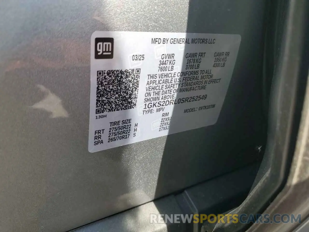 13 Photograph of a damaged car 1GKS2DRL0SR252549 GMC YUKON 2025