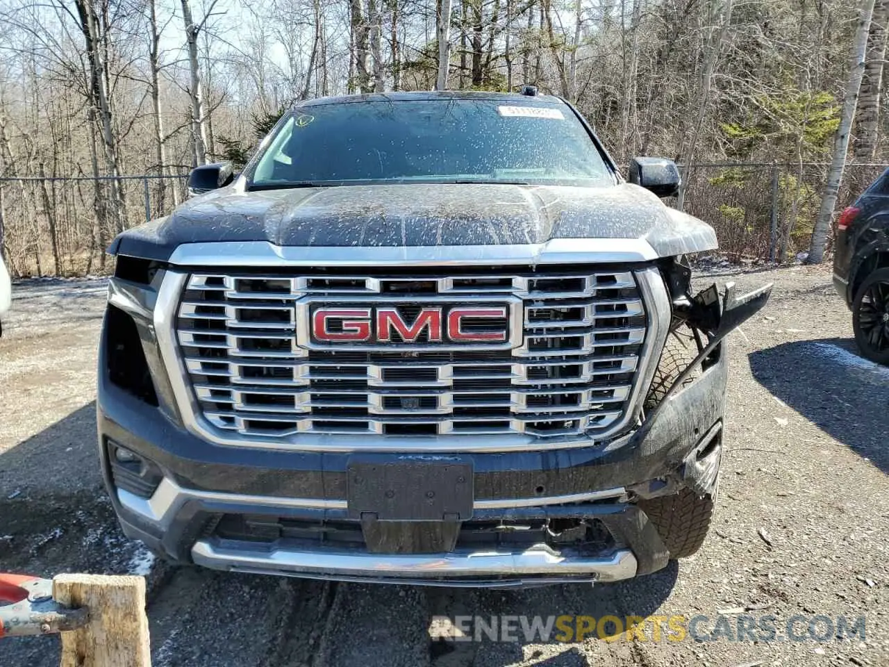5 Photograph of a damaged car 1GKS2DRL6SR151760 GMC YUKON 2025