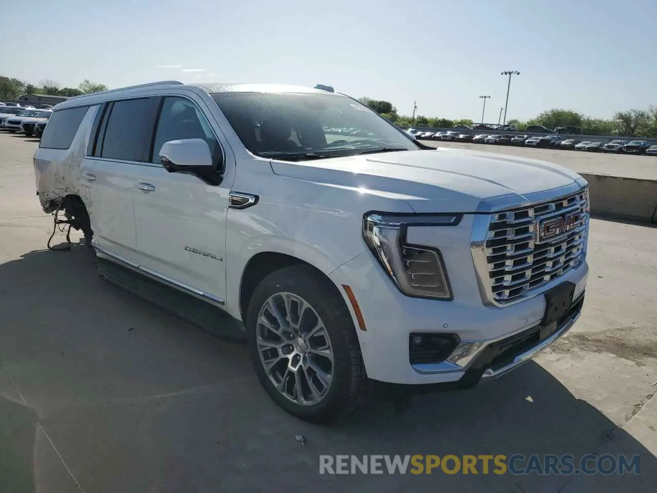 4 Photograph of a damaged car 1GKS2JRL2SR240496 GMC YUKON 2025