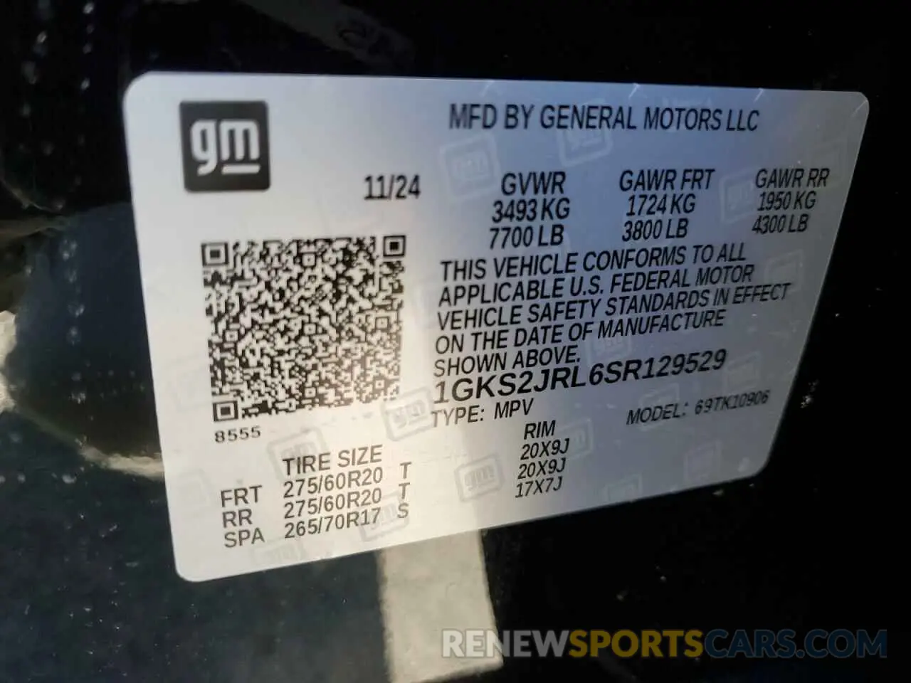 15 Photograph of a damaged car 1GKS2JRL6SR129529 GMC YUKON 2025