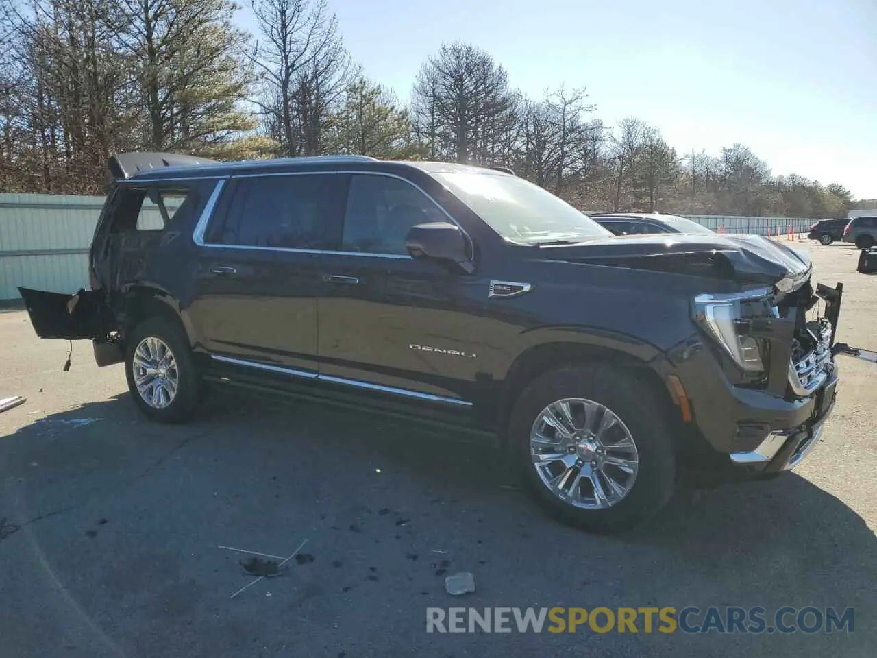 4 Photograph of a damaged car 1GKS2JRL6SR129529 GMC YUKON 2025
