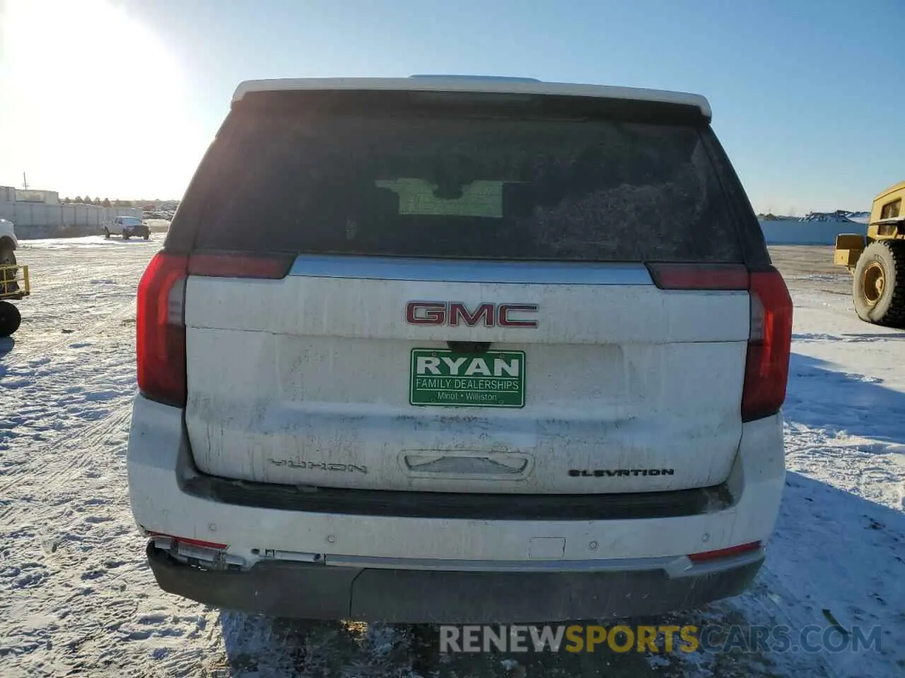 6 Photograph of a damaged car 1GKS2BRD5SR155019 GMC YUKON ELEV 2025