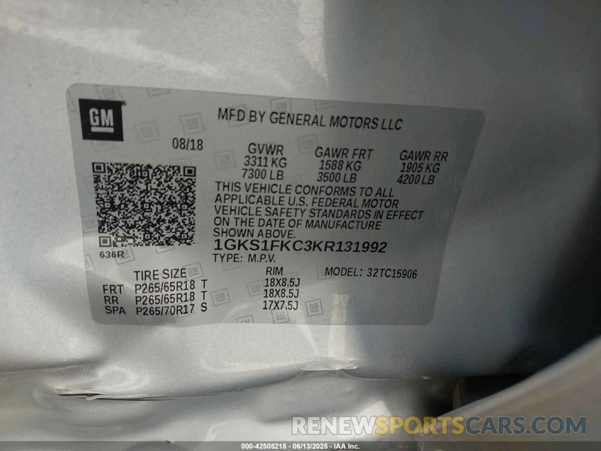 9 Photograph of a damaged car 1GKS1FKC3KR131992 GMC YUKON XL 2019