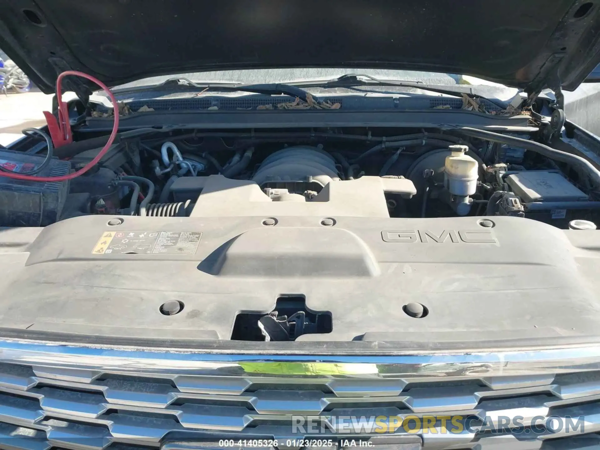 10 Photograph of a damaged car 1GKS1HKJ5LR215226 GMC YUKON XL 2020