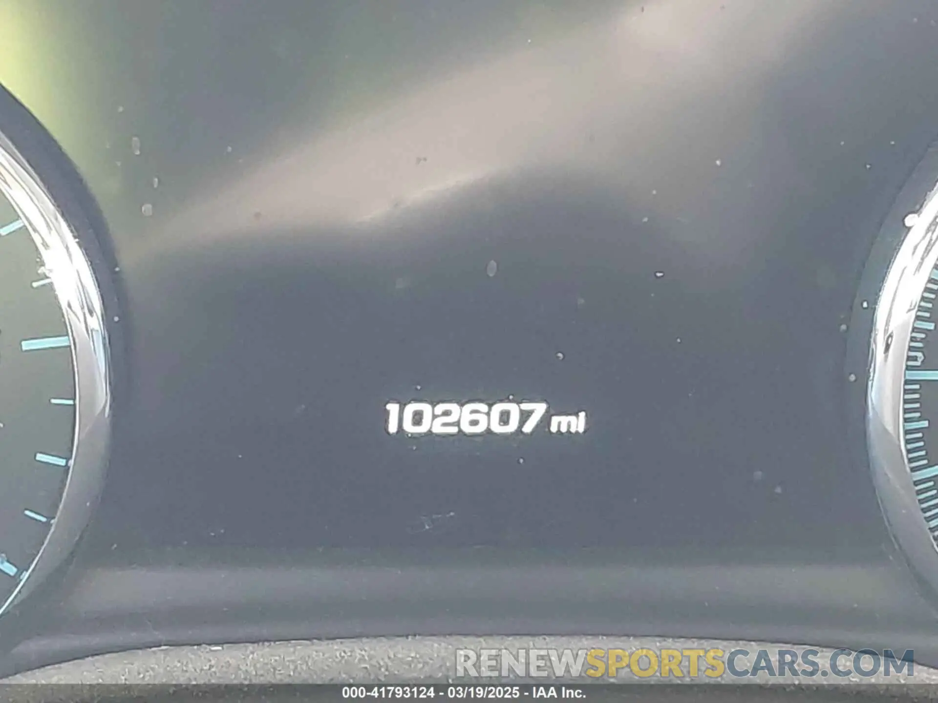 14 Photograph of a damaged car 1GKS1HKJXLR295039 GMC YUKON XL 2020