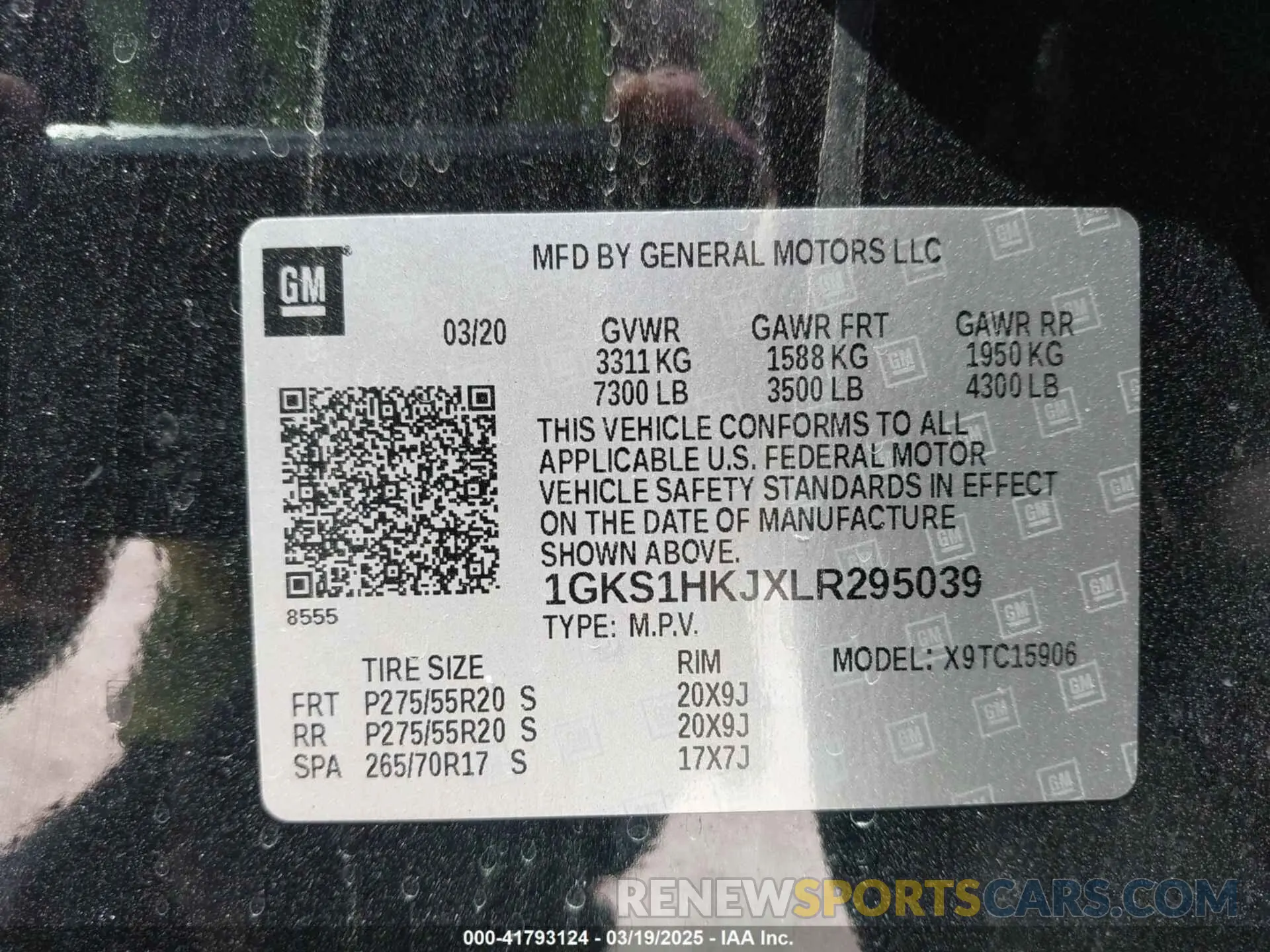 9 Photograph of a damaged car 1GKS1HKJXLR295039 GMC YUKON XL 2020