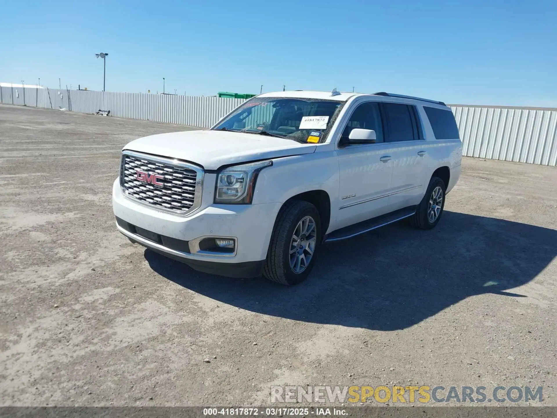 2 Photograph of a damaged car 1GKS2HKJ9LR298494 GMC YUKON XL 2020