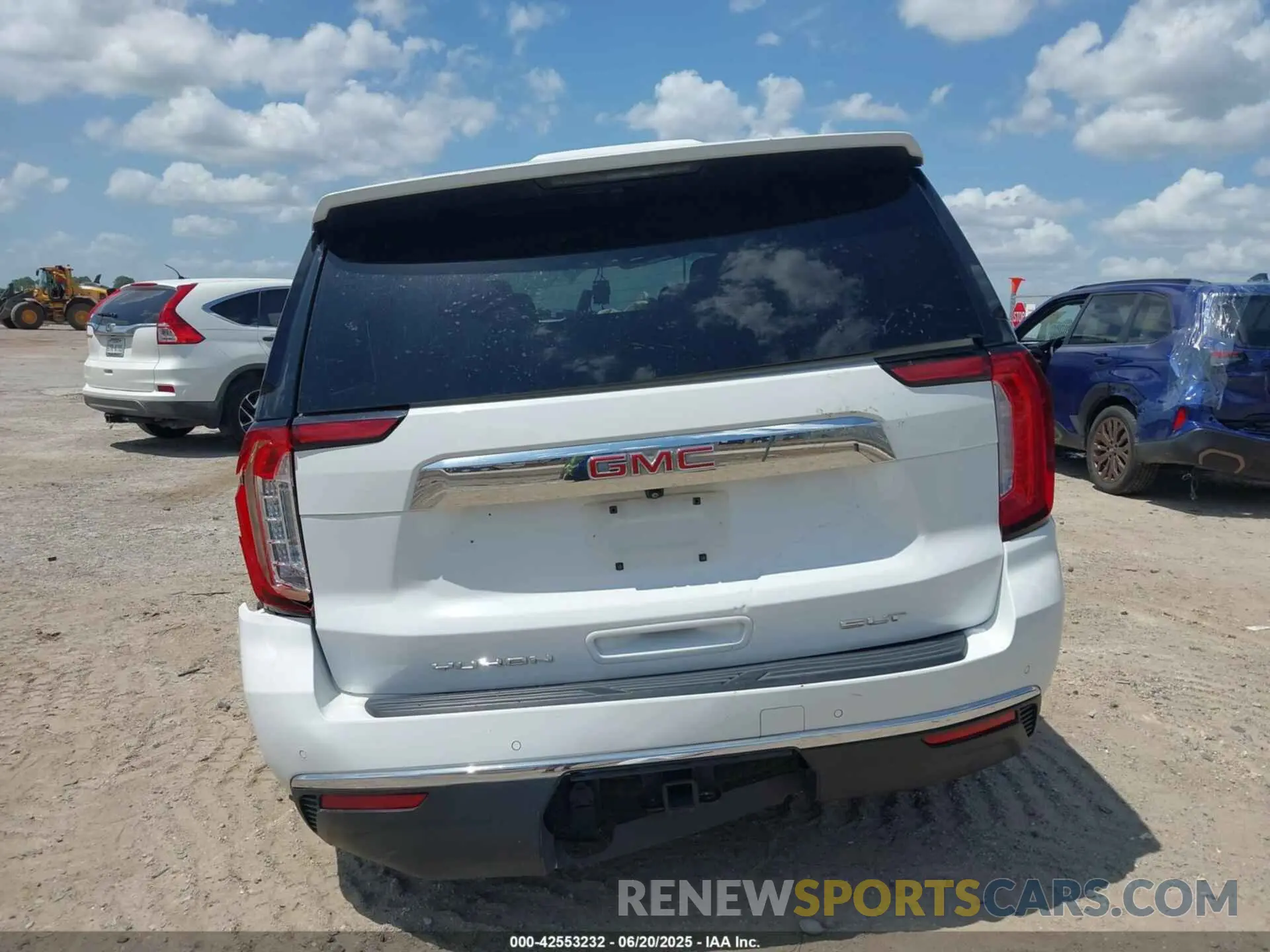 15 Photograph of a damaged car 1GKS2GKD2MR256724 GMC YUKON XL 2021