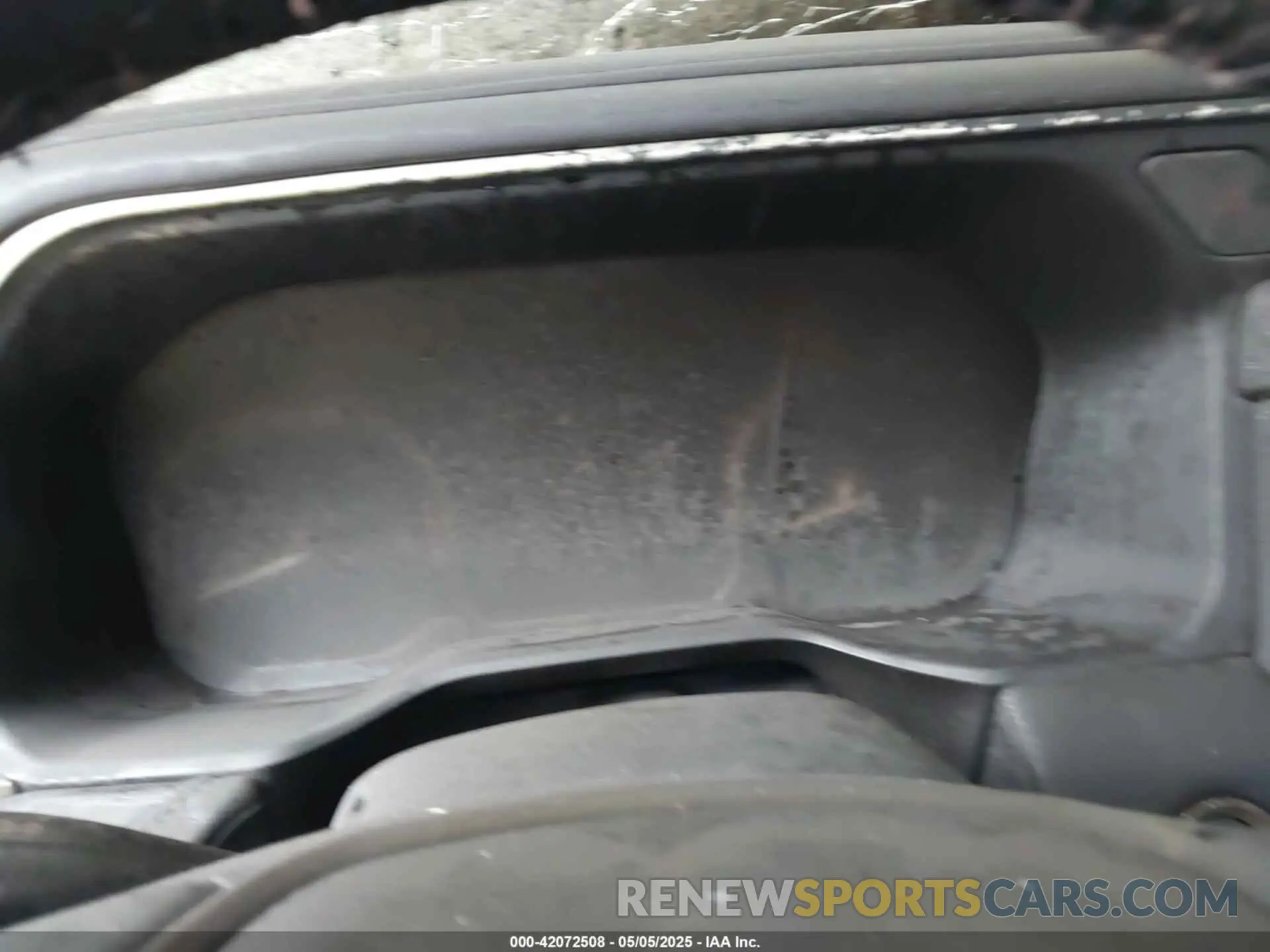 7 Photograph of a damaged car 1GKS2JKL2MR175405 GMC YUKON XL 2021