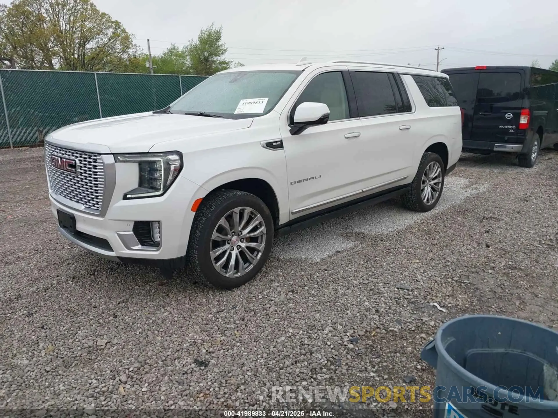 2 Photograph of a damaged car 1GKS2JKL7MR409621 GMC YUKON XL 2021