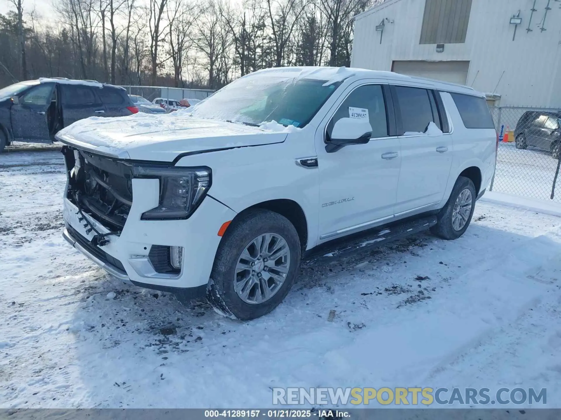 2 Photograph of a damaged car 1GKS2JKL8NR208795 GMC YUKON XL 2022