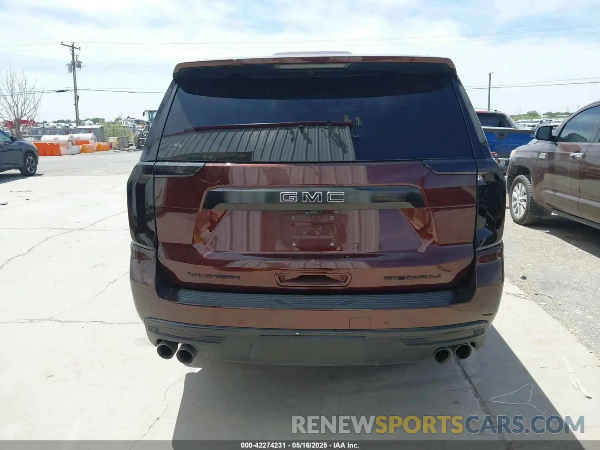 16 Photograph of a damaged car 1GKS2JKL4PR280242 GMC YUKON XL 2023