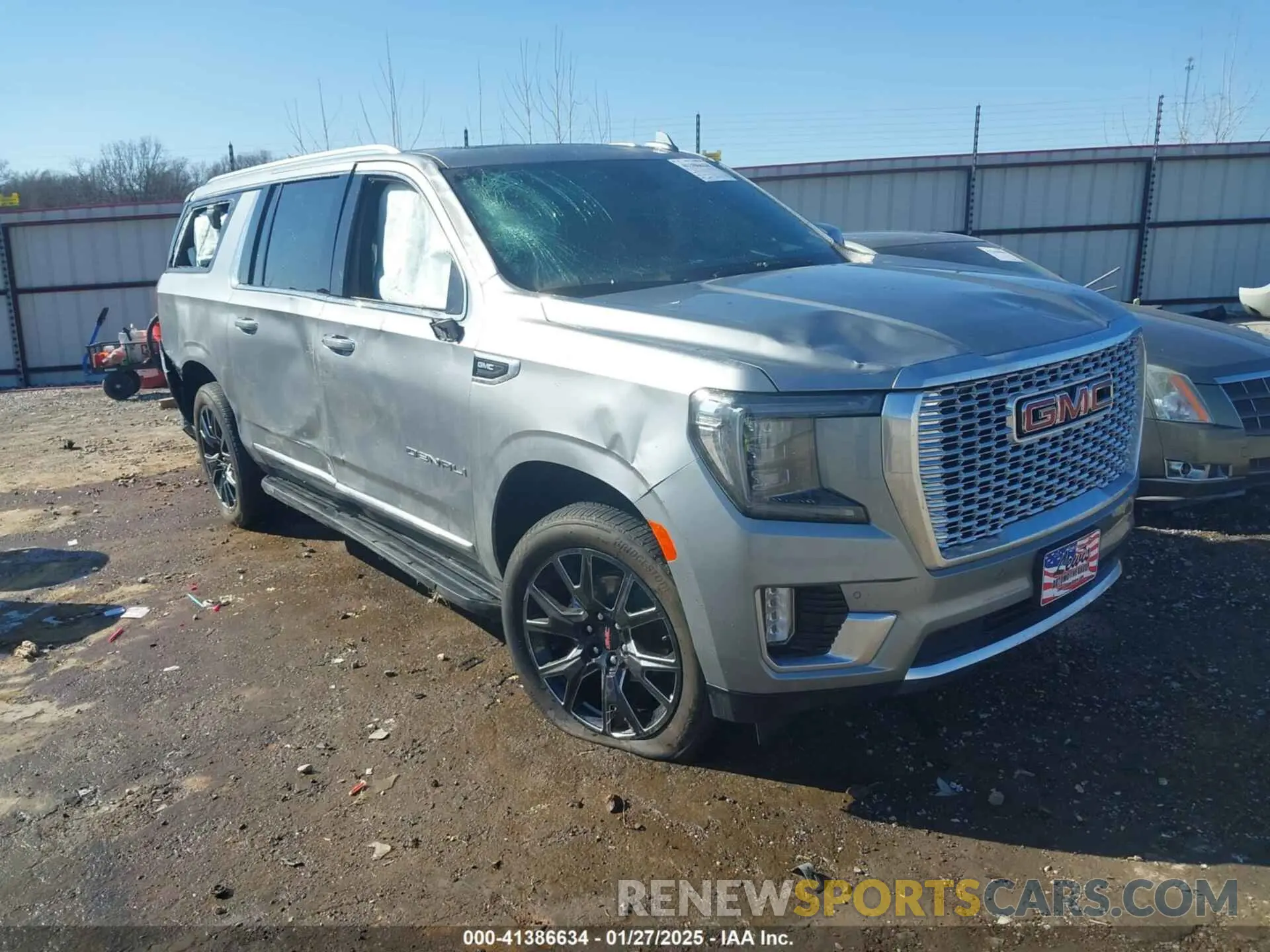 1 Photograph of a damaged car 1GKS2JKL5PR550465 GMC YUKON XL 2023