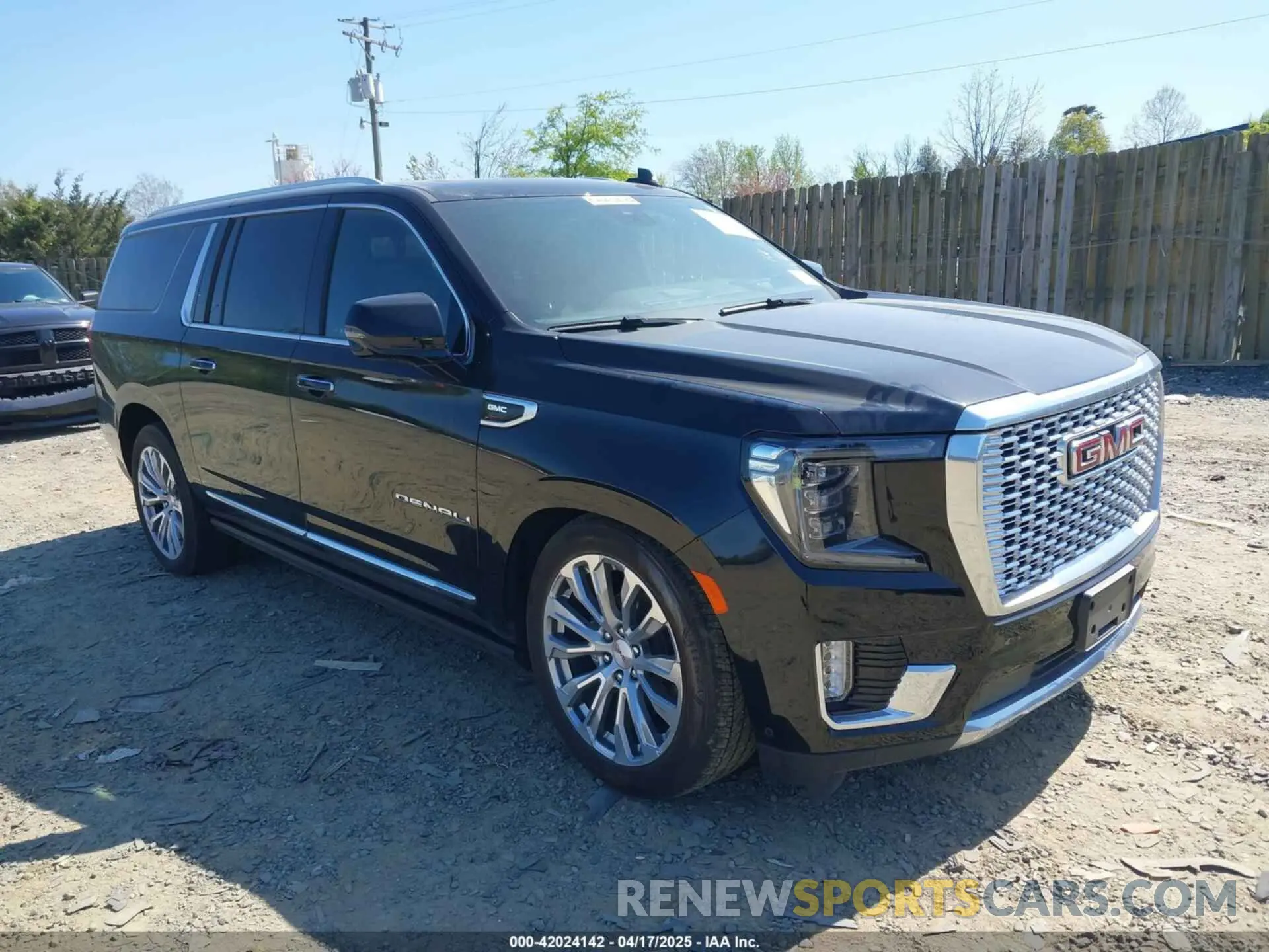 1 Photograph of a damaged car 1GKS2JKL7PR458631 GMC YUKON XL 2023